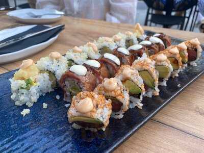 Umi Sushi & Restaurant