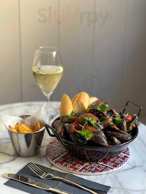 Burbujas Vinos&cócteles