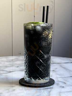 Burbujas Vinos&cócteles