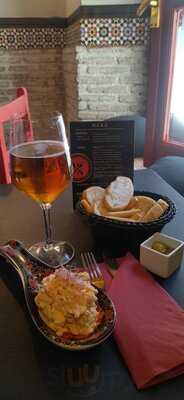 87 Fusión Tapas & Drinks