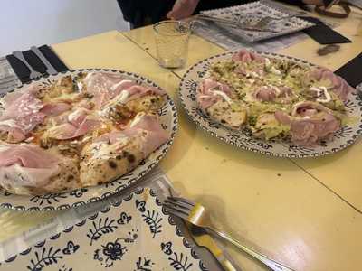 Partenope Coffee & Pizza