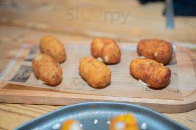 Chico Calla - Taverna Mediterrània