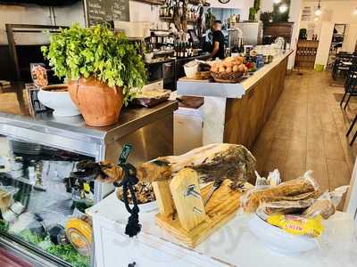 La Tasquita De Al Lado