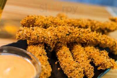 Buena Pinta Eatdrink & Nightlife