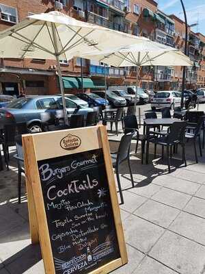 Juerga Bar - Cocktail Burger