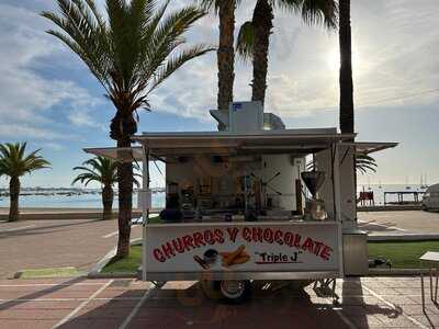 Churros Y Chocolate Triple J