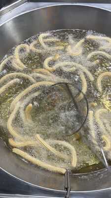 Churros Y Chocolate Triple J