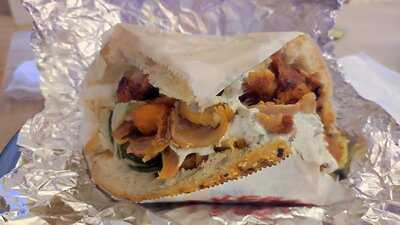 Mustafa's Gemüse Kebap - Photo 8