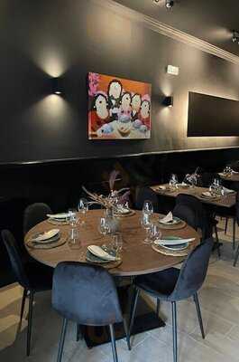 Happy Days Restaurant