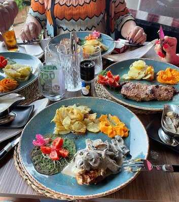 Happy Days Restaurant