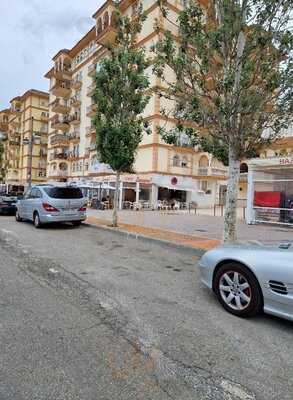 Seven Café Lounge. - Photo 7