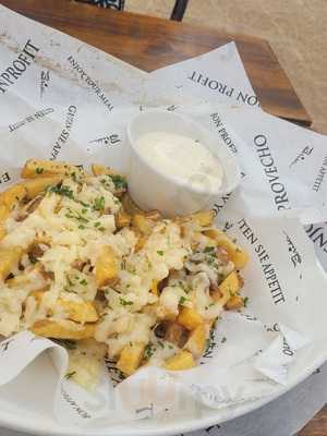 Heavenshouse Burgers And More