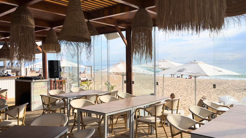 Buda Sunset Club