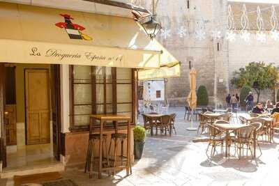 La Droguería España N14