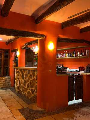 Il Castello Restaurant & Lounge Bar