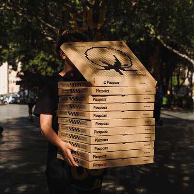 Pizzpazz Pizzería