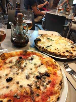 Pizzeria Madrelievito