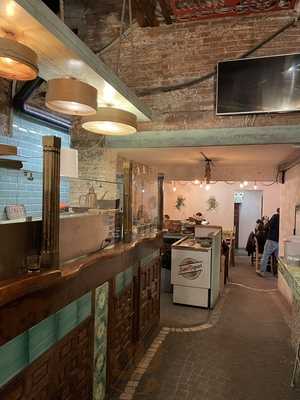 Pizzeria Madrelievito