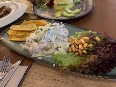 Grins Fusion Gastro Bar