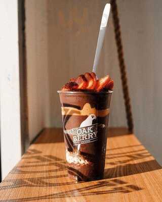 Oakberry Mesa Y López