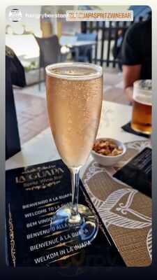 La Guapa Spritz Wine Bar