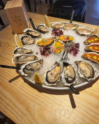 El Puertito Oyster Bar
