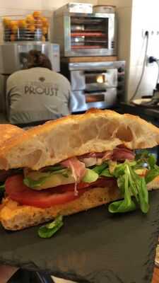 La Magdalena De Proust