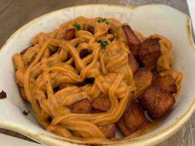 Más Que Menos Caleido