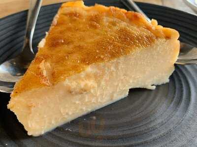 Santagloria Coffee & Bakery