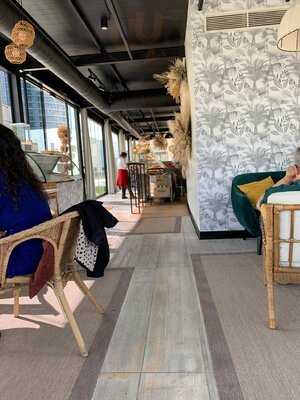 Santagloria Coffee & Bakery