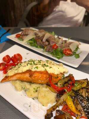 Gala’s Pastelería - Photo 7