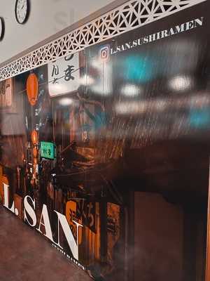 L.san Sushi Ramen Córdoba