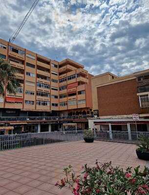 Fools And Horses Sports-bar.