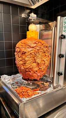 Los Tacos De 10 By Surfin' Tacos