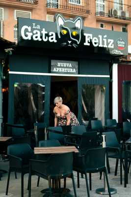 La Gata Feliz