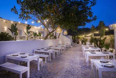 Rosario Restaurant Lounge Bar