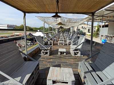 Karting Cabanas Raras Restaurant