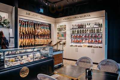 La Cueva De 1900 / Cc La Cañada