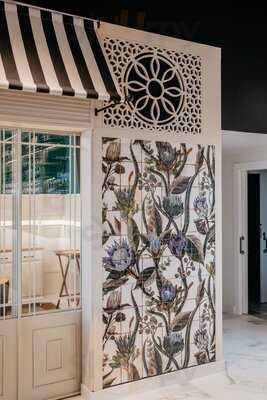 La Cueva De 1900 / Cc La Cañada