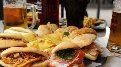 CervecerÍa 100 Montaditos.