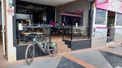 CervecerÍa 100 Montaditos.