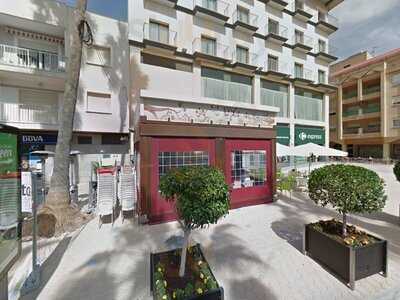 9 Shine. Indian And Mexican Restaurant