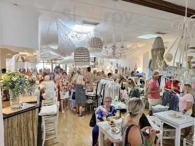 Olivo Blanco Cafe Boutique