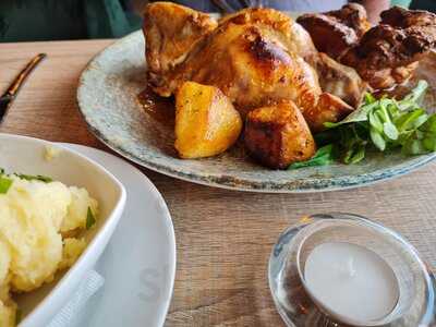 Number 7 Gastro Restaurant