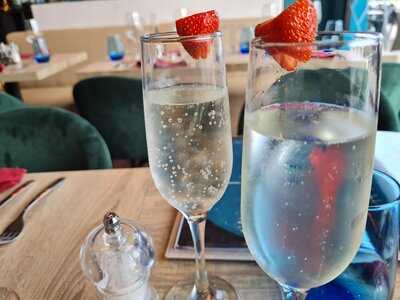 Number 7 Gastro Restaurant