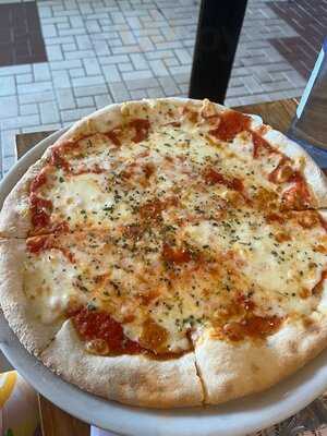 Pizzeria Restaurante L'clave Del Sol