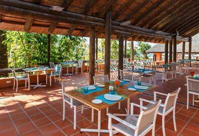 Restaurante Beach Club La Bahía