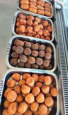 El Tinglao Grill Major