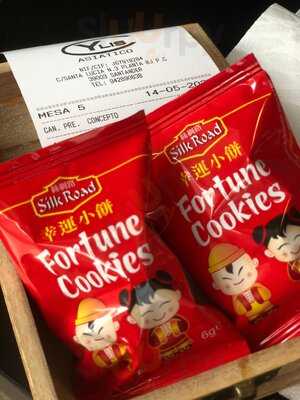 Restaurante Ylis Asiático