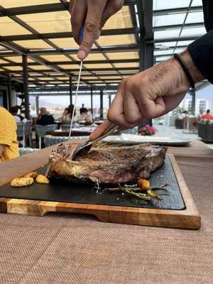 Legendary Restaurant